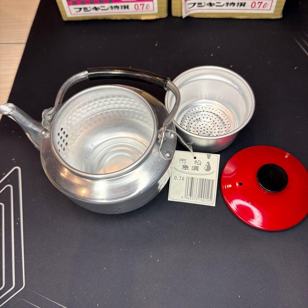 昭和レトロ】アルミ製やかん 0.7L 赤　4個セット
