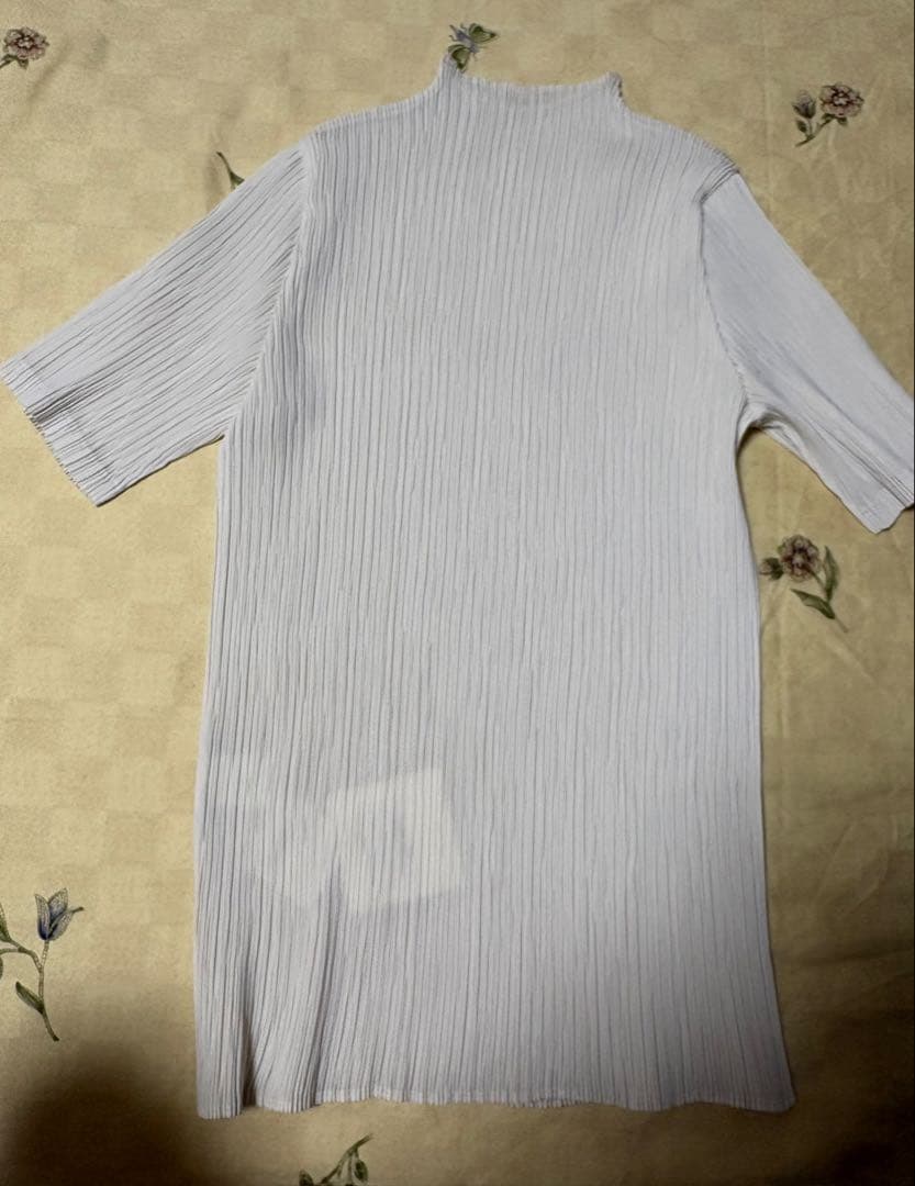 ISSEY MIYAKE HATCHING PLEATS 半袖