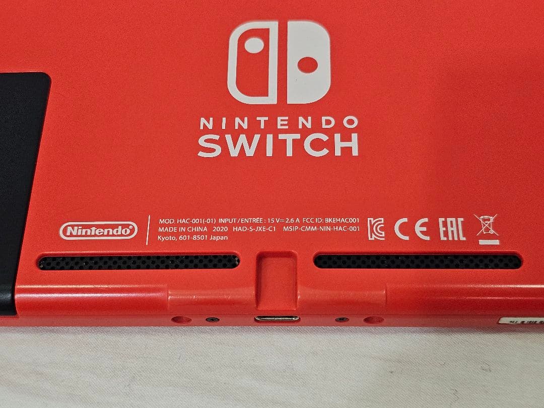 Nintendo Switch 本体のみ 赤