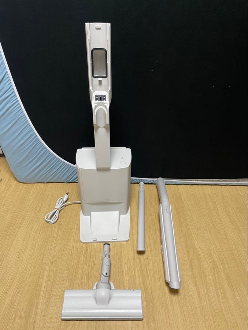 2024年製　美品　TOSHIBA VC-SL130DS トルネオ　サイクロン
