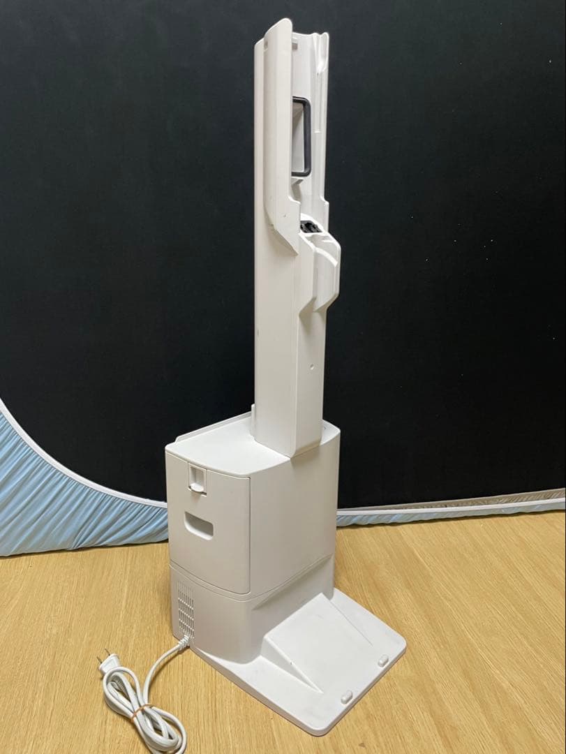 2024年製　美品　TOSHIBA VC-SL130DS トルネオ　サイクロン