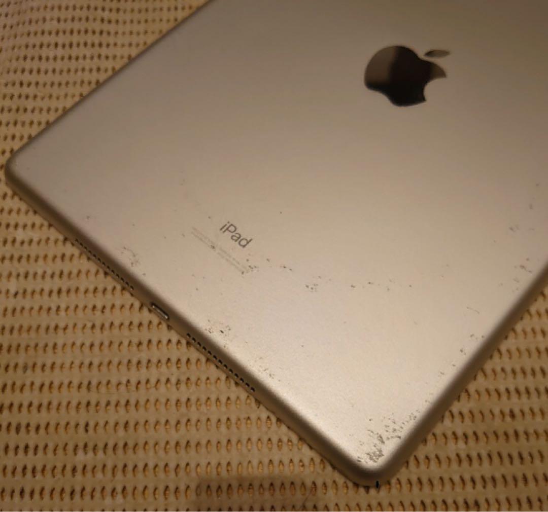 完動品iPad第9世代(A2602)本体64GBシルバー送料込VN6G2