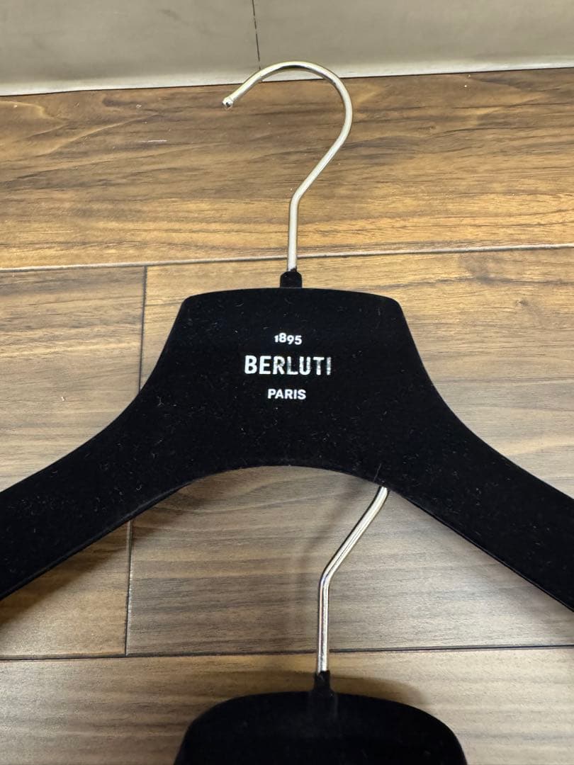 BERLUTI ベルルッティハンガー 3本セット