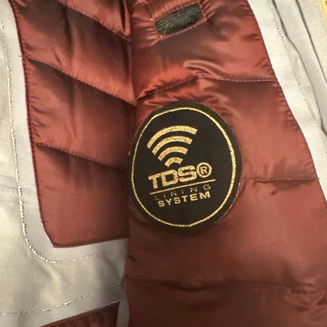 美品　VOLCOM TDS INFRARED GORE-TEX JACKET
