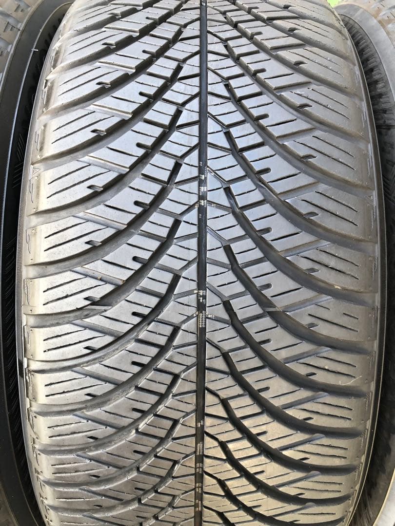 215/50 R17 YOKOHAMA BluEarth-4Sオールシーズン
