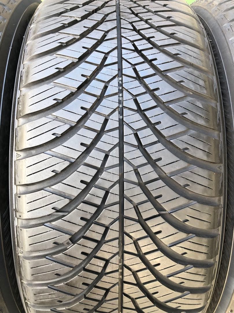 215/50 R17 YOKOHAMA BluEarth-4Sオールシーズン