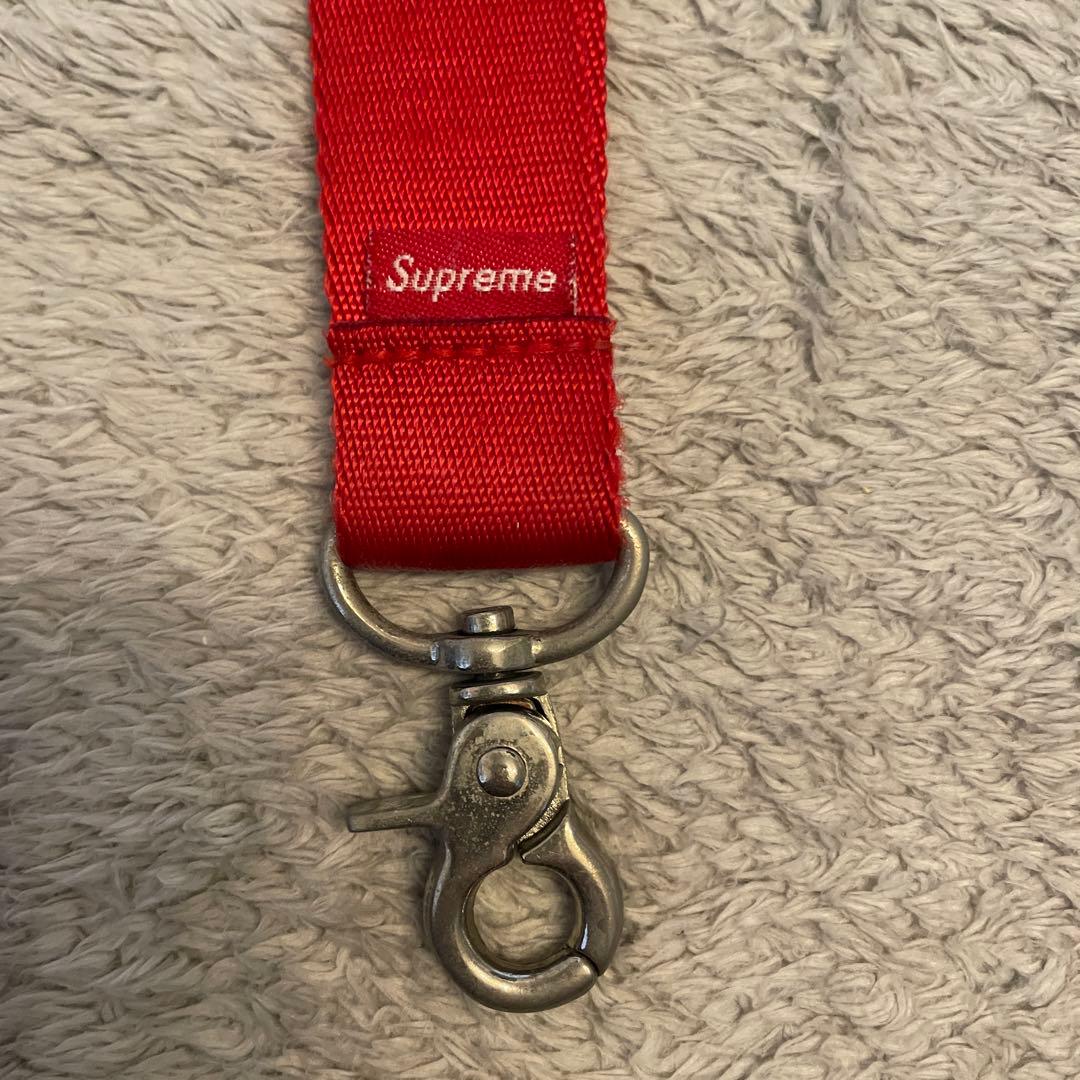 supremeネックストラップ