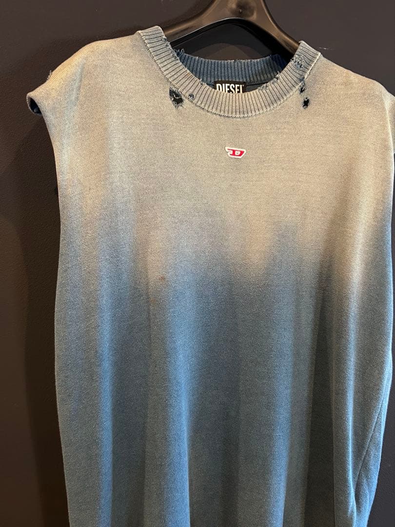 DIESEL Men's Sleeveless Knit タンクトップ ダメージ