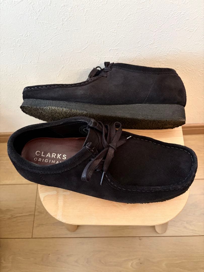 【CLARKS】 ワラビーシューズ（スウェード生地）
