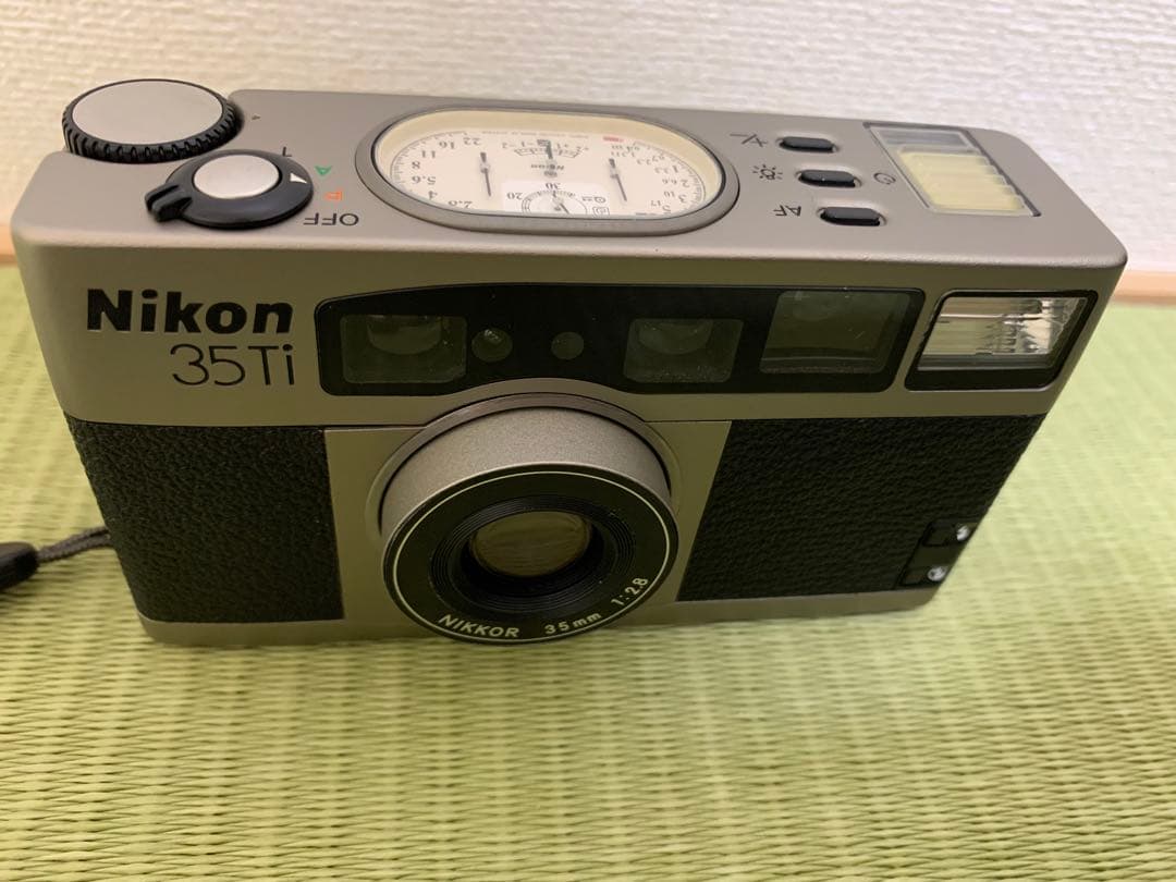Nikon 35Ti コンパクトフィルムカメラ