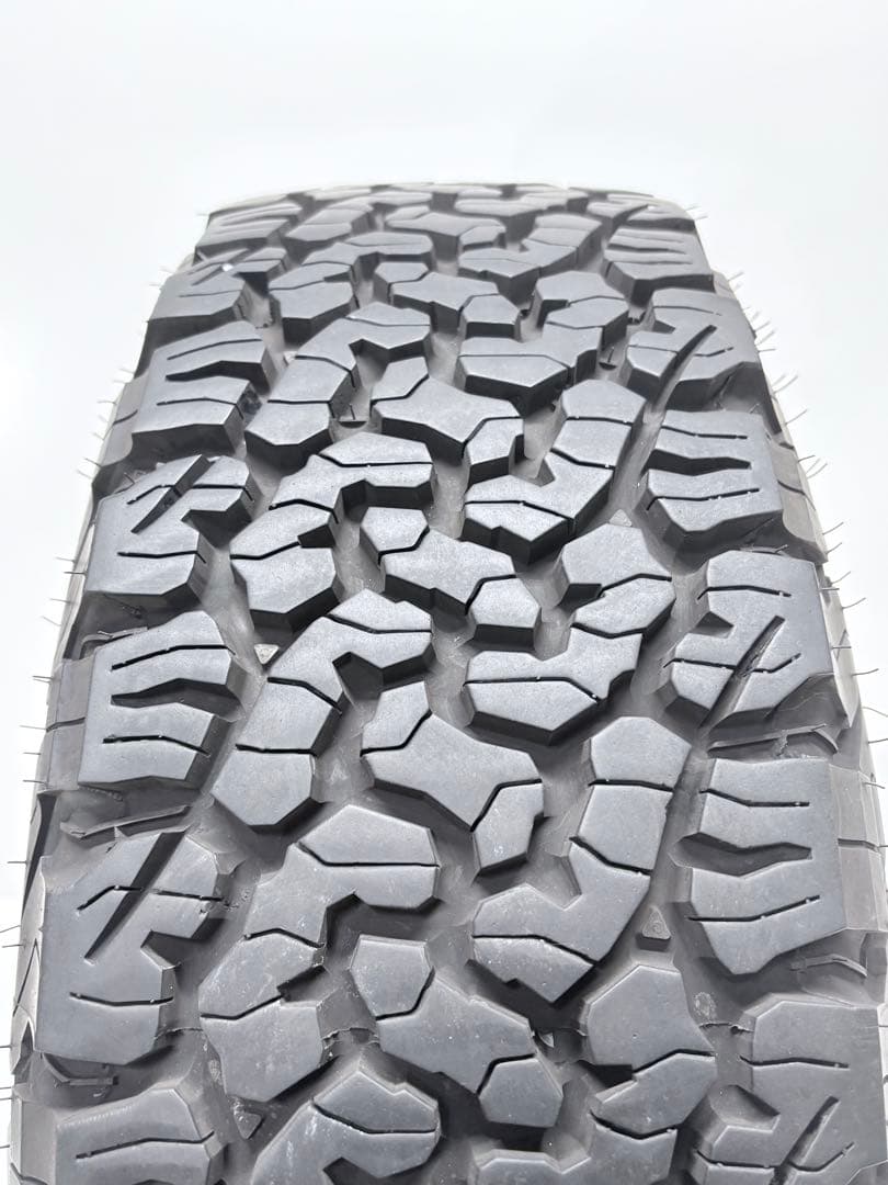 美品！BFグッドリッチ　215/70R16 オールテレーン 4本セット
