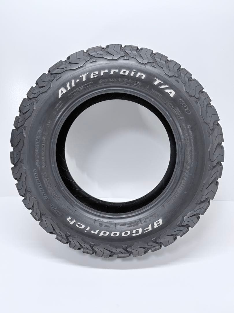 美品！BFグッドリッチ　215/70R16 オールテレーン 4本セット