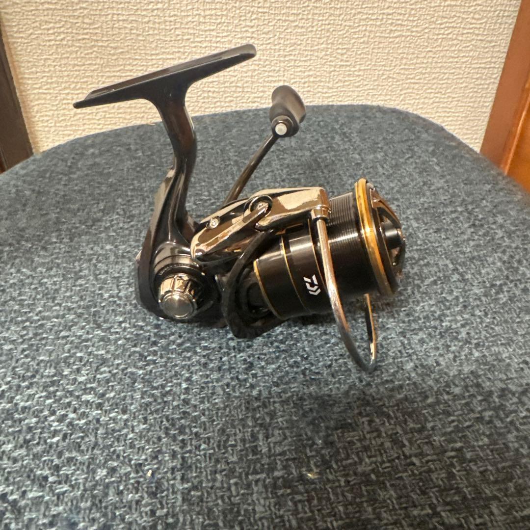 【値下げ】ダイワ 19 バリスティック　FW LT 2500S-C