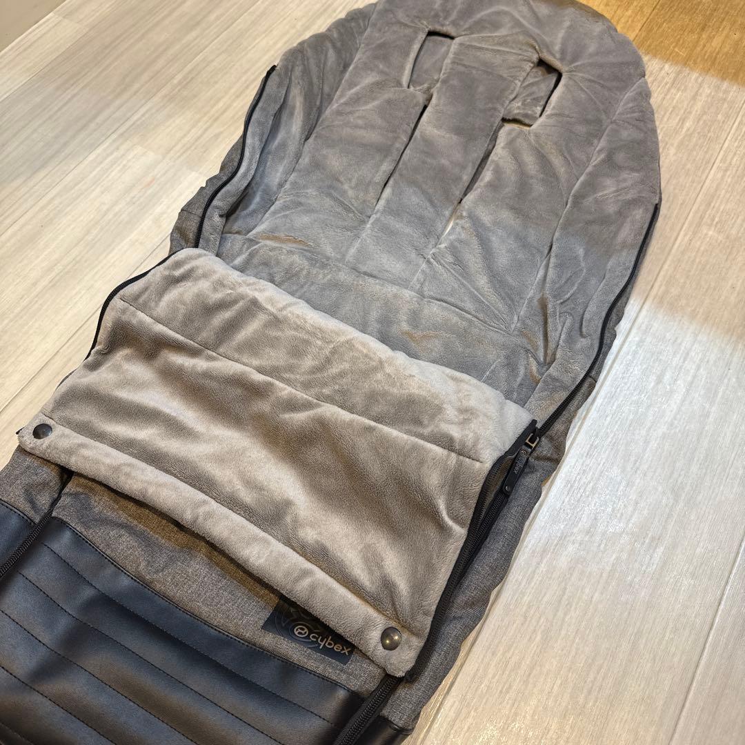 【美品】サイベックスプラチナム　ベビーカー用フットマフ　グレー