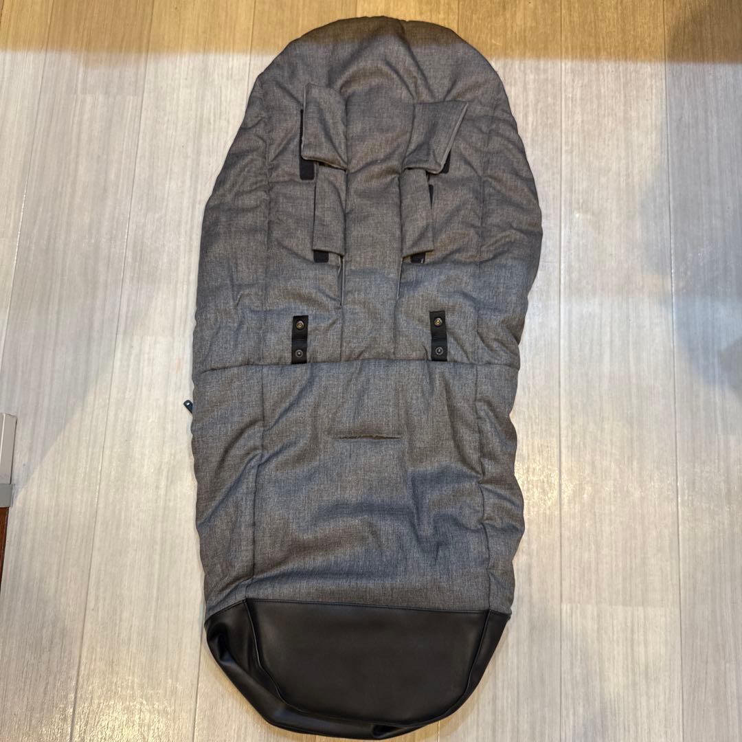 【美品】サイベックスプラチナム　ベビーカー用フットマフ　グレー
