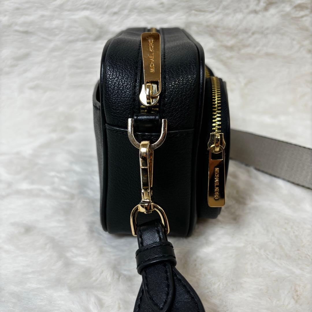 美品　マイケルコース　JET SET ITEM クロスボディ　黒