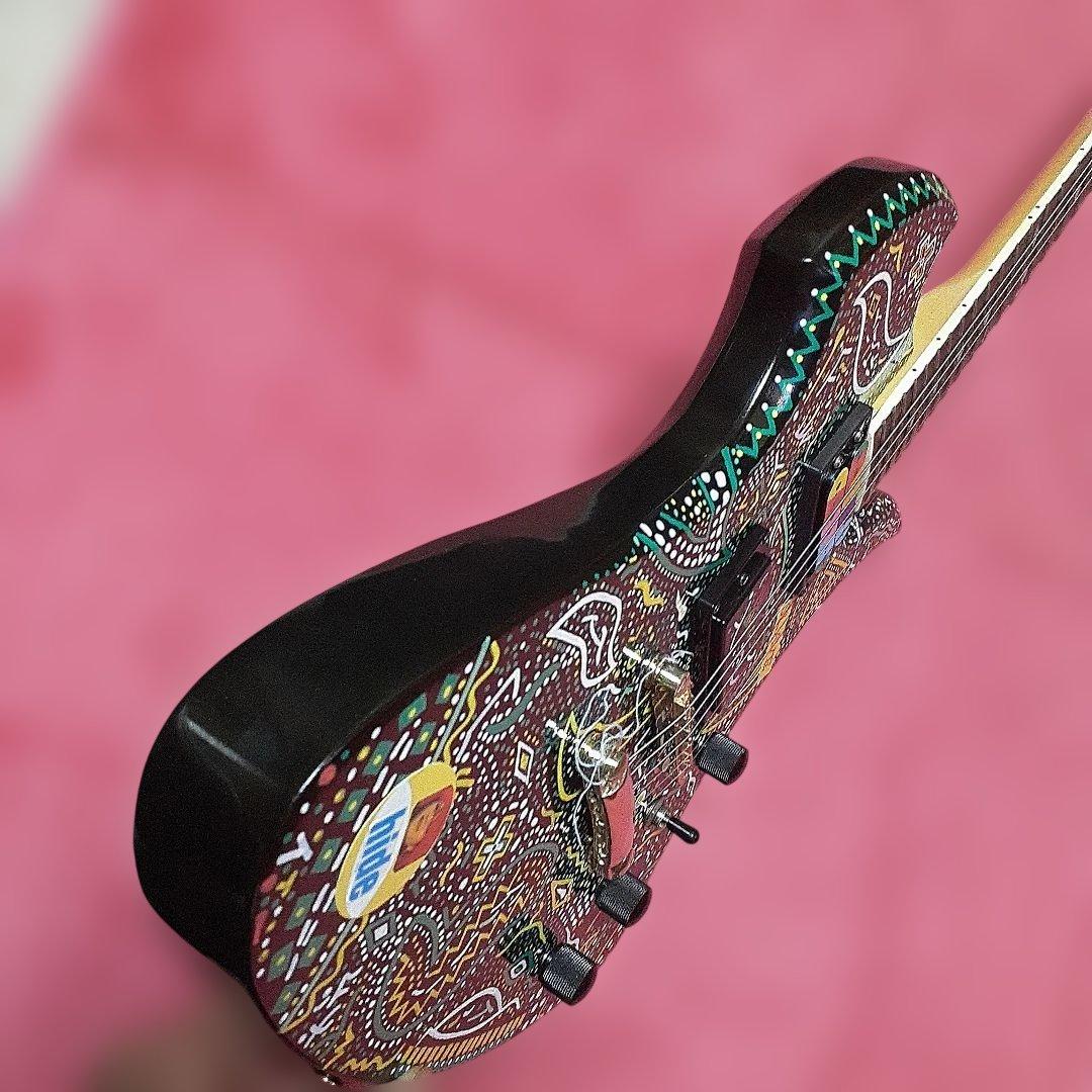 【良・美品】アメーバペイント・hideモデル。モッキンバードエレキギター。