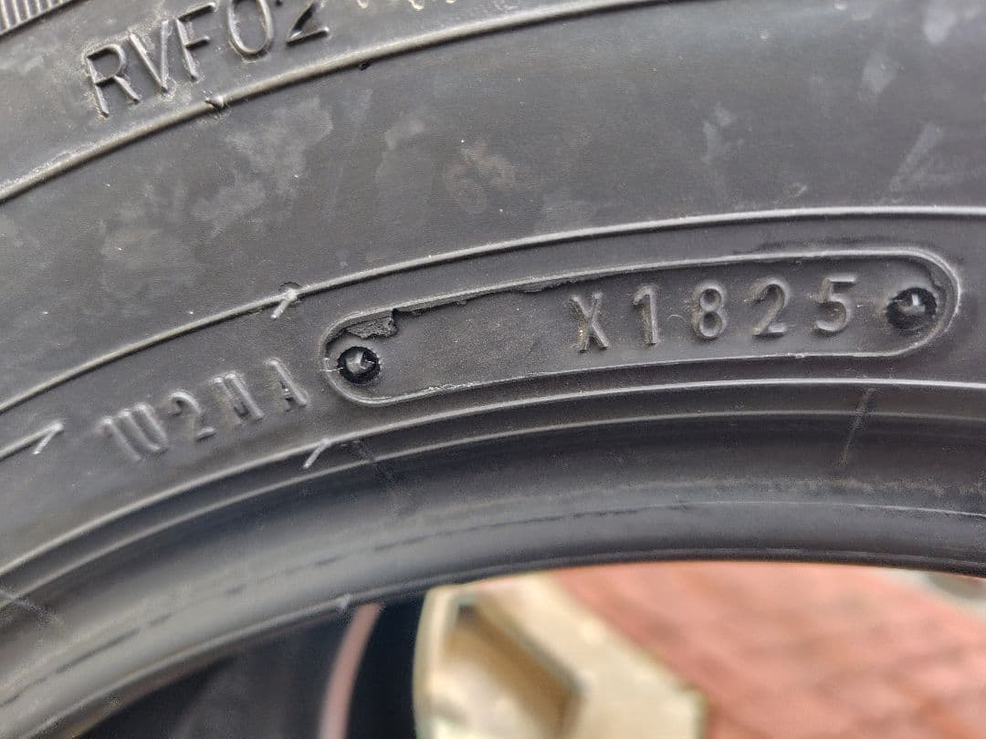 やす、Goodyear RVF02 205/65R16 タイヤ 9分山