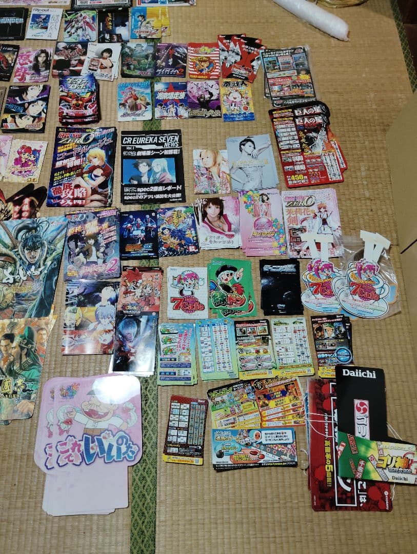 け*と様 パチンコ　パチスロ　ポスター約100本　その他小冊子など合わせて約30