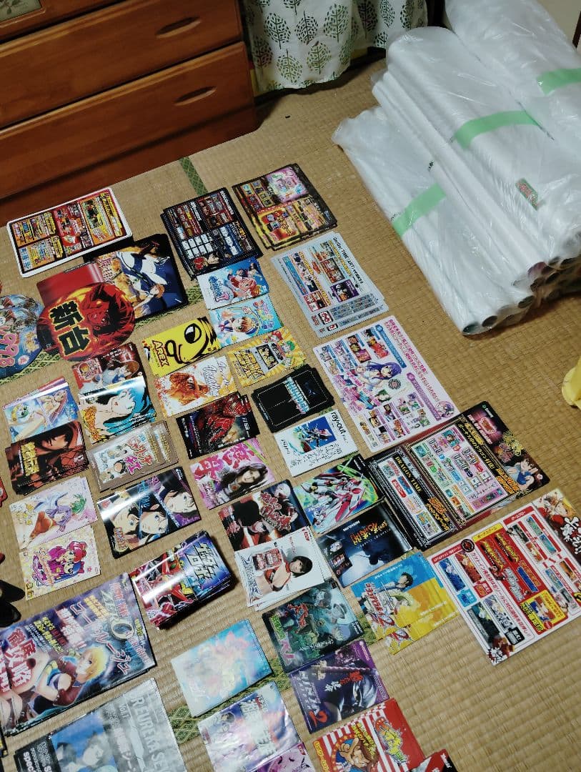 け*と様 パチンコ　パチスロ　ポスター約100本　その他小冊子など合わせて約30