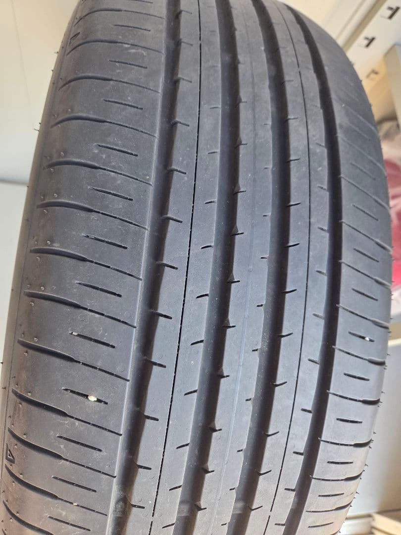 送料込み RX350F純正DUNLOP 235/50R21 中古美品 1本のみ