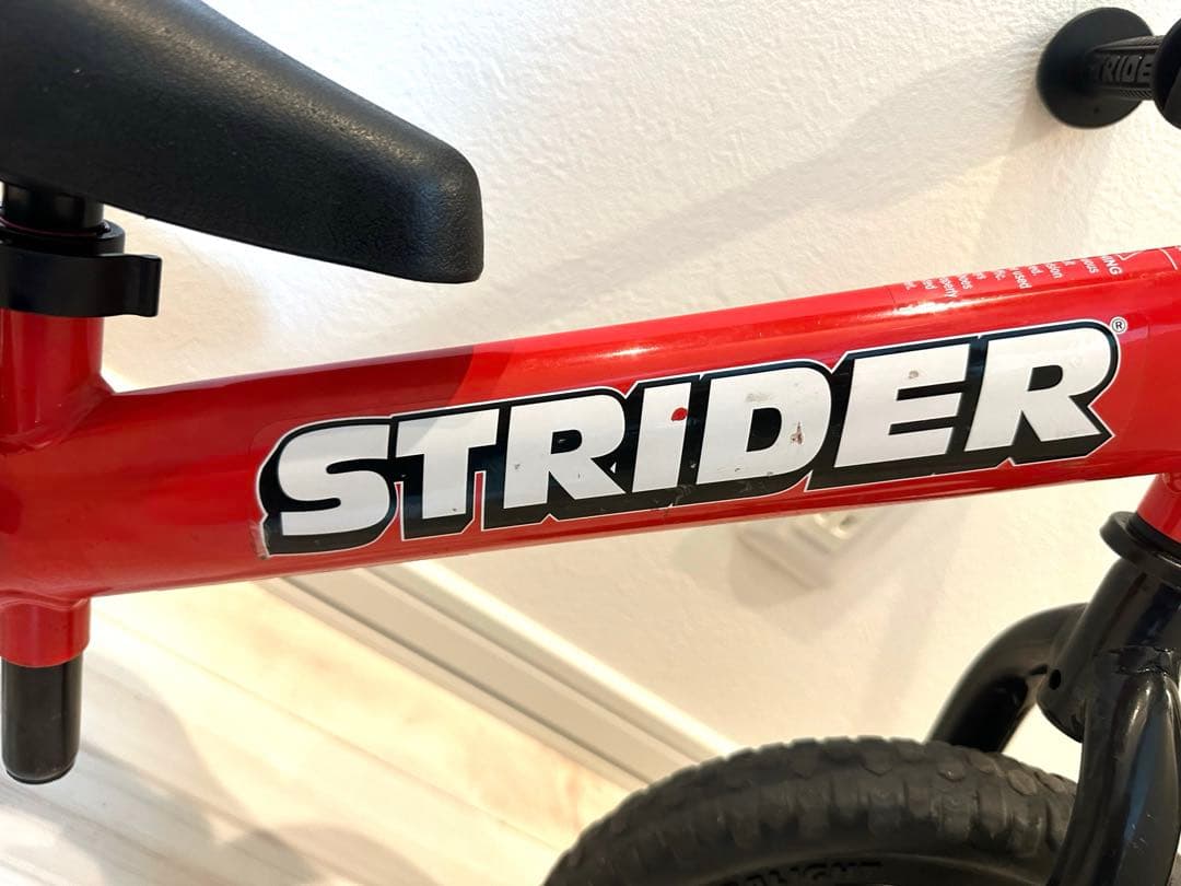 STRIDER ストライダー　バランスバイク