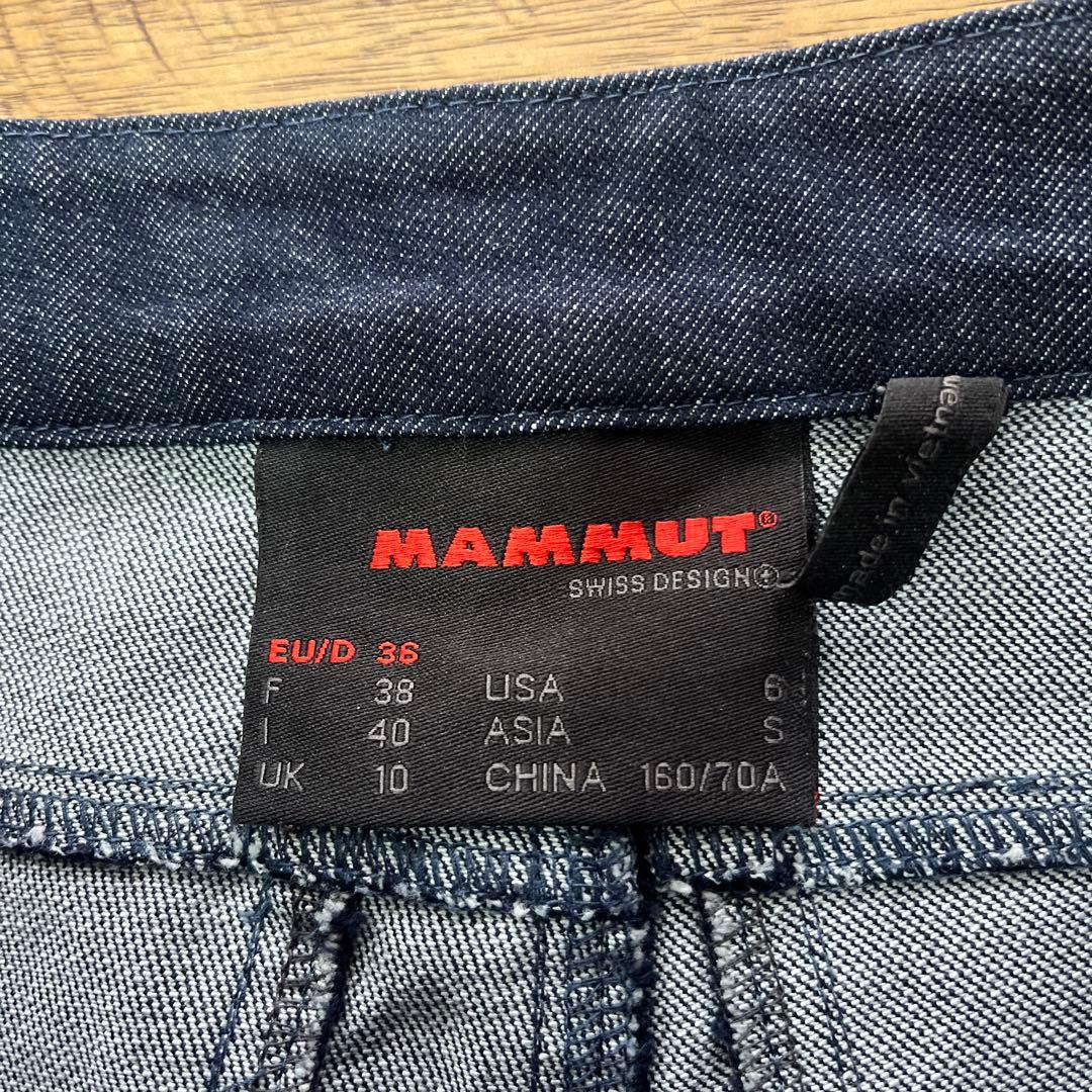mammut マムート　デニムパンツ　サイズS 濃紺デニム