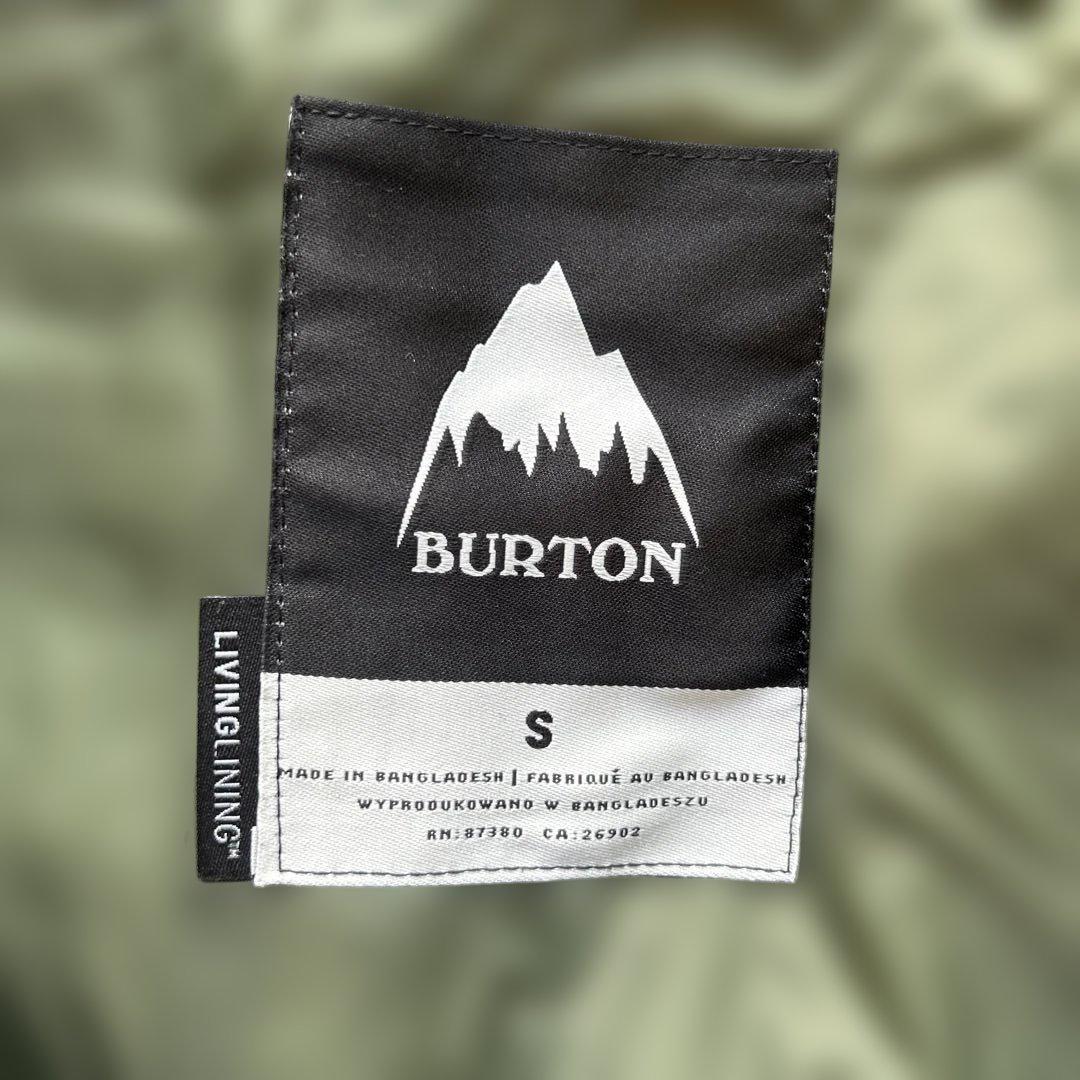 OAKLEY フード付きパーカーとBURTONスノーボードパンツ セット