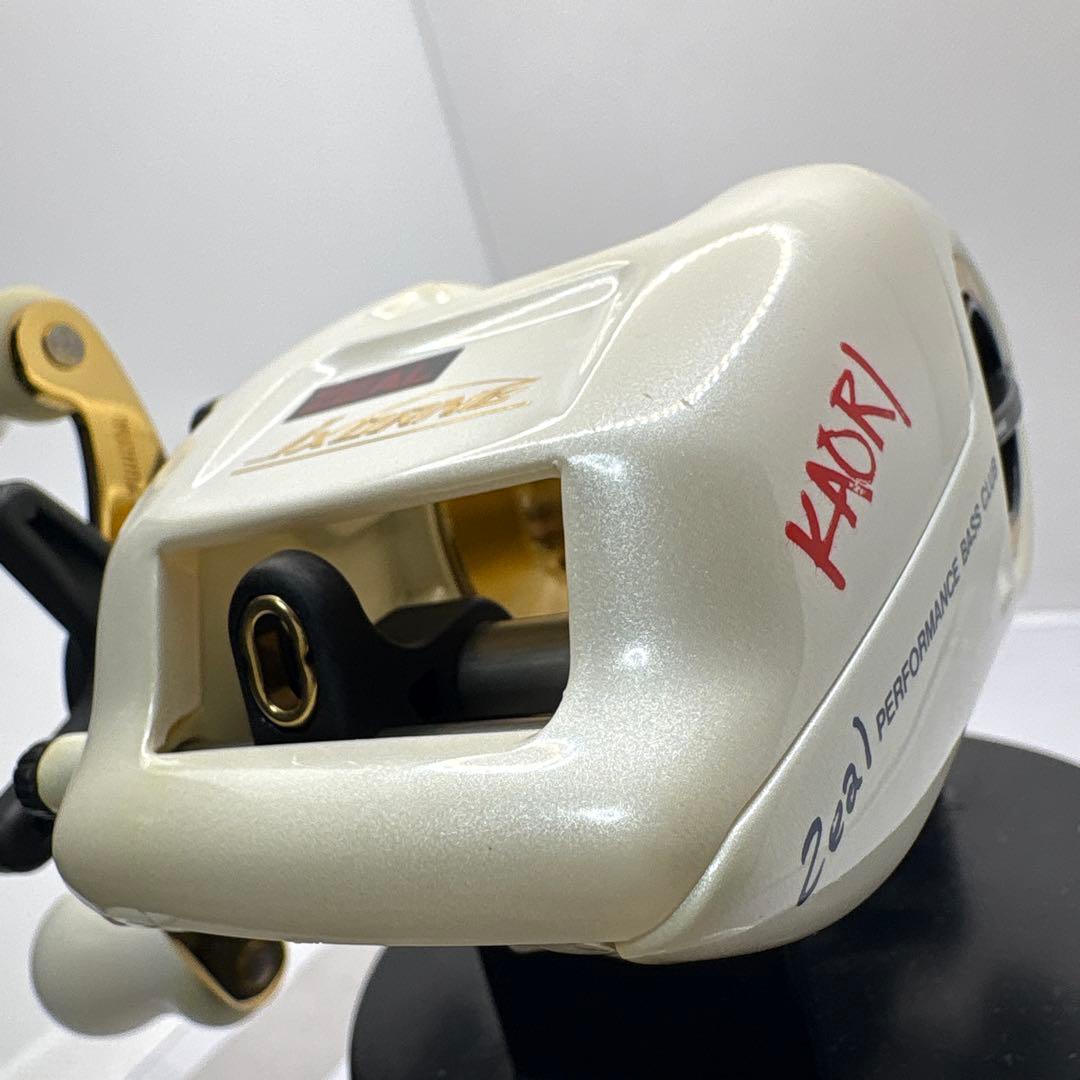 ひーちゃんZEAL IXT-4F ベイトキャスティングリール