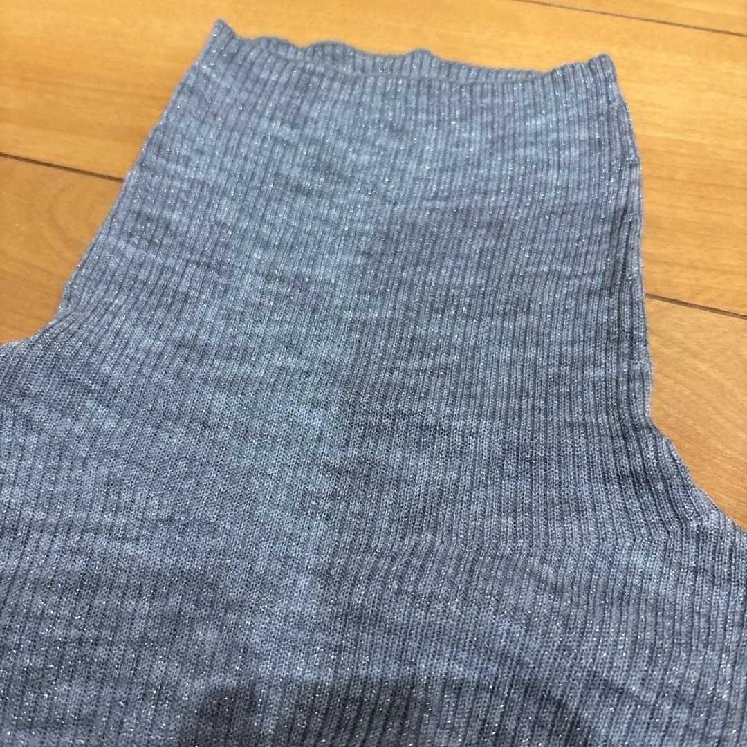 【美品】プラステ　ラメシアーリブタートルネックセーター