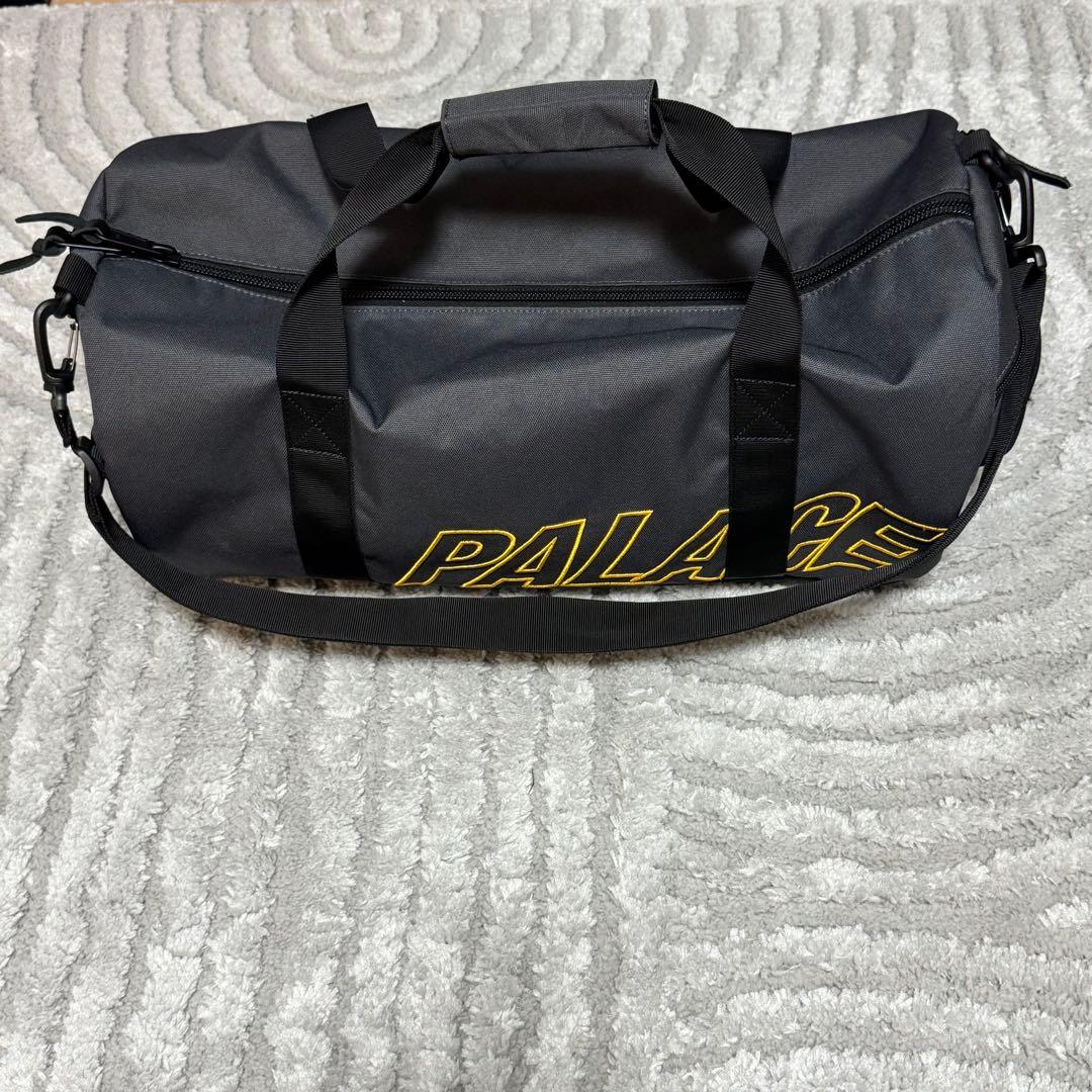 PALACE ボストンバッグ　カーボンブラック