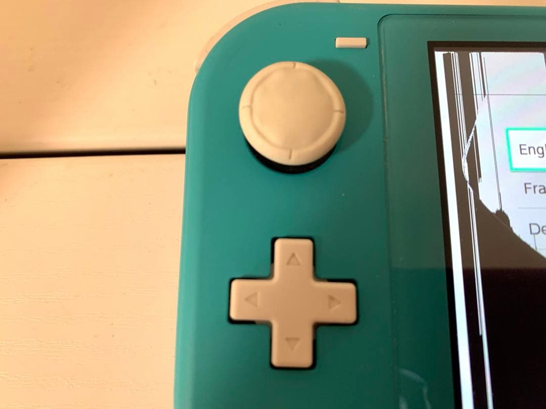 Nintendo Switch Lite ターコイズ ひび割れあり　ジャンク品