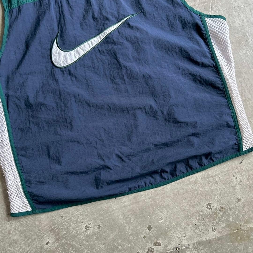 NIKE 90s ナイロンベスト