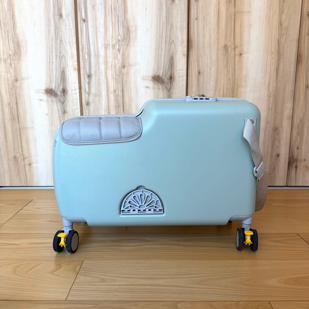 キッズトラベル 機内持ち込み可 子供が乗れるキャリーケース