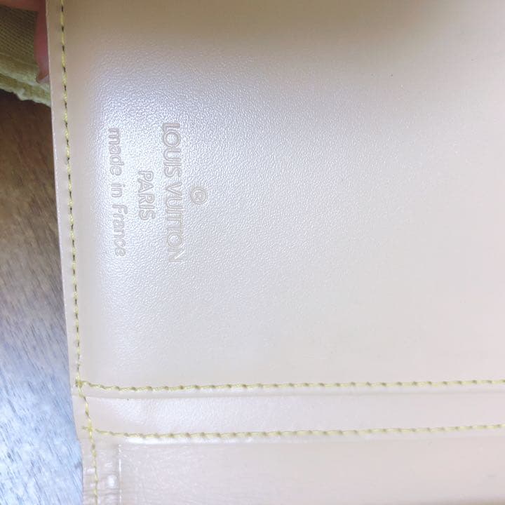 ルイヴィトン モノグラムマルチカラー がま口 二つ折り財布