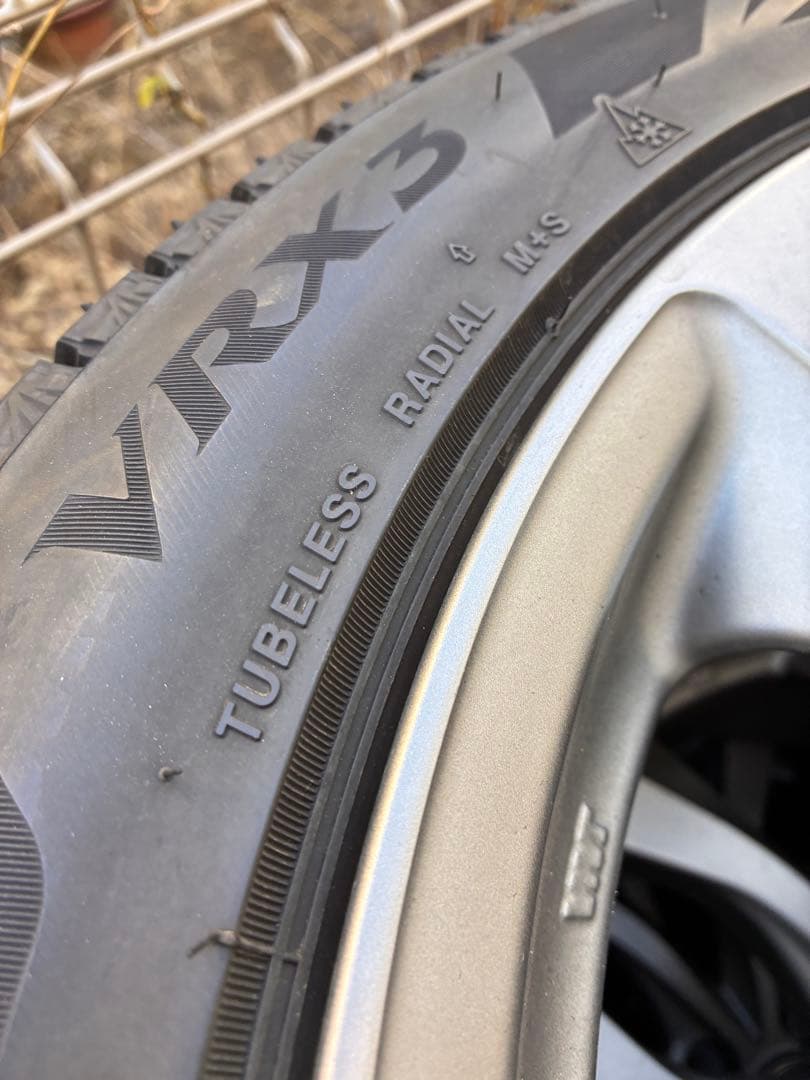 スタッドレス　ホイールセット　4本　235/45R18