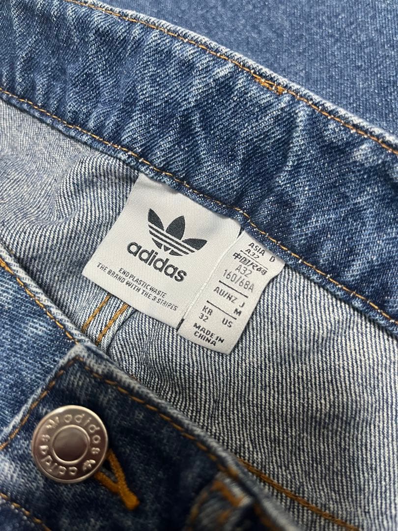 最終値下げ〜adidas デニムパンツ 刺繍ロゴ
