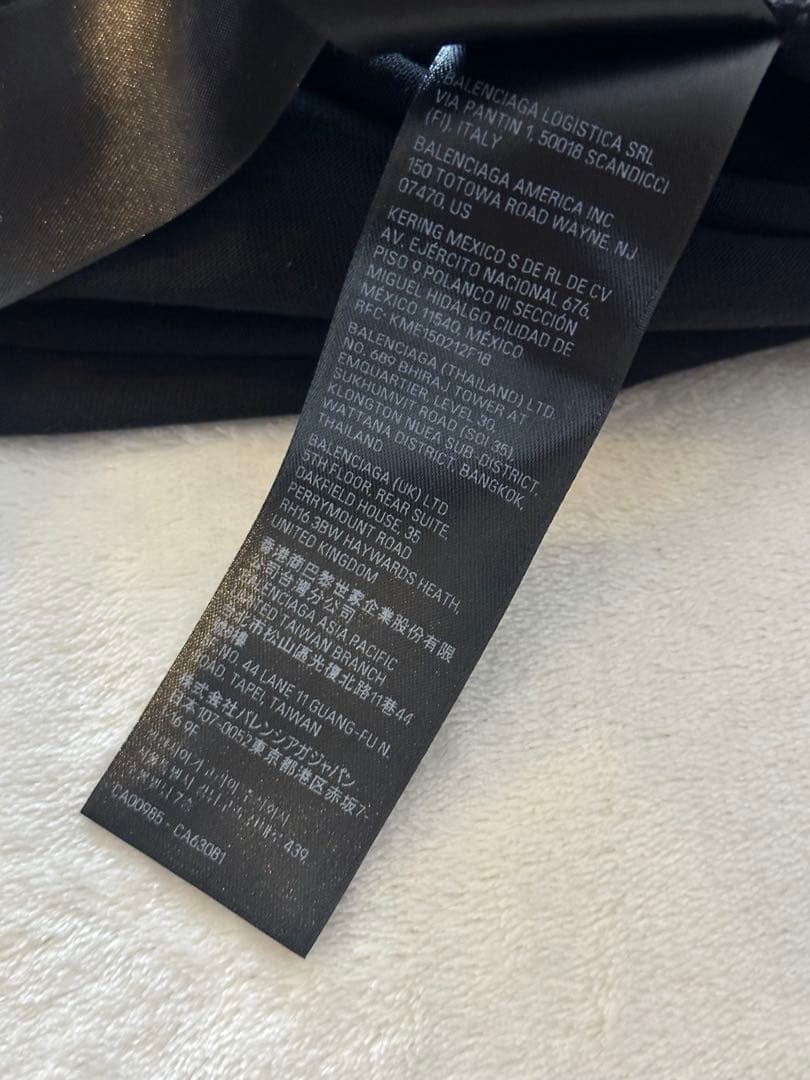 あ BALENCIAGA ブラック Tシャツ