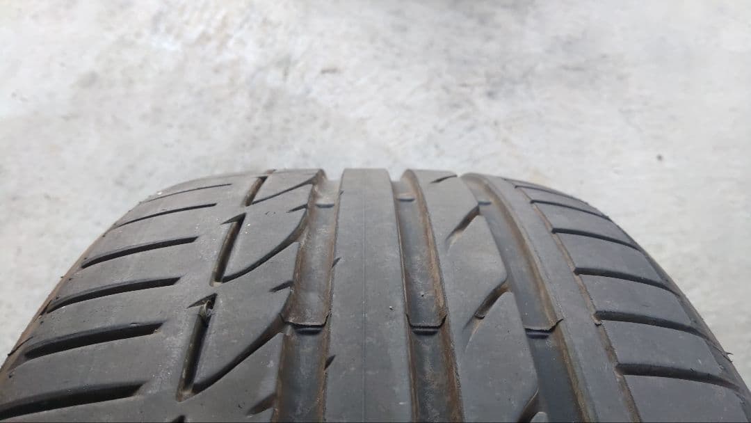 ノーマル　サマー　タイヤ　バリ溝　245/35r19　1本