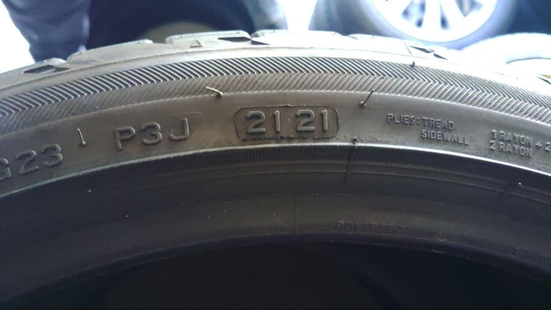 ノーマル　サマー　タイヤ　バリ溝　245/35r19　1本