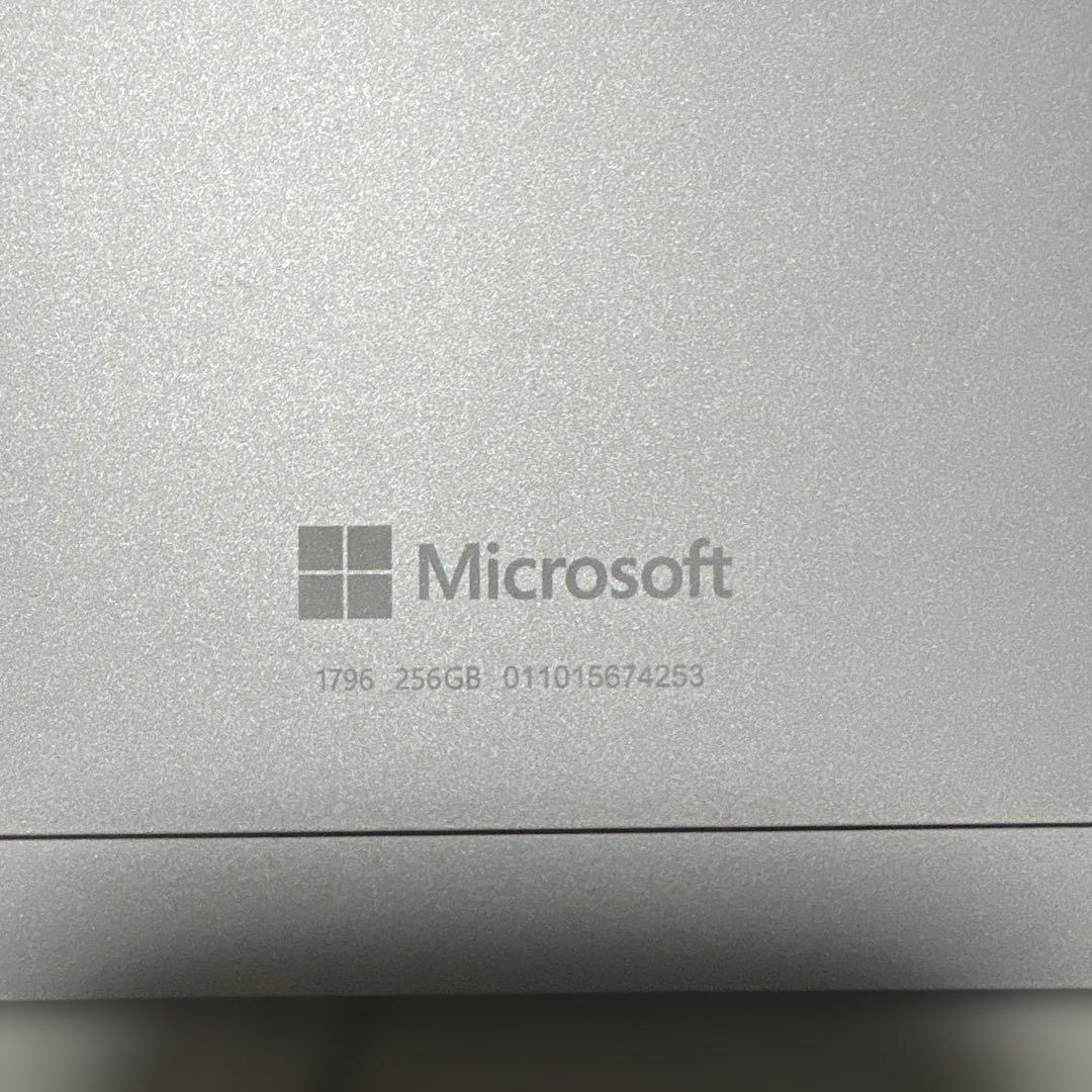 Windowsタブレット本体 SurfacePro5 /i5-7300U / 8GB / SSD256GB