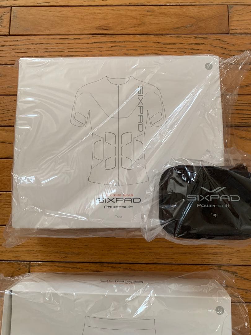 SIXPAD Powersuit トップス・ボトムスセット　未使用メンズMサイズ