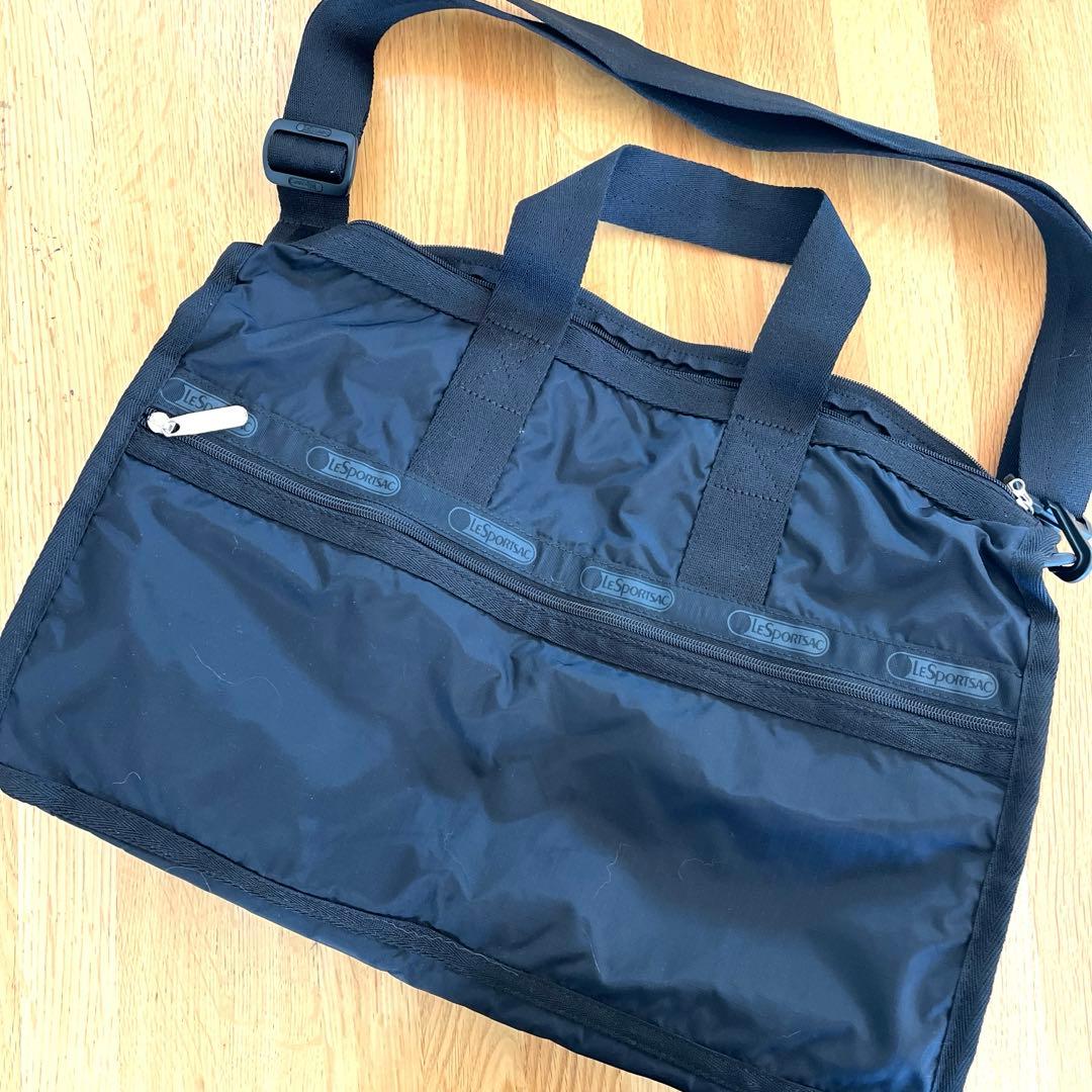 LeSportsac DELUXE MED WEEKENDER ボストン黒　旅行