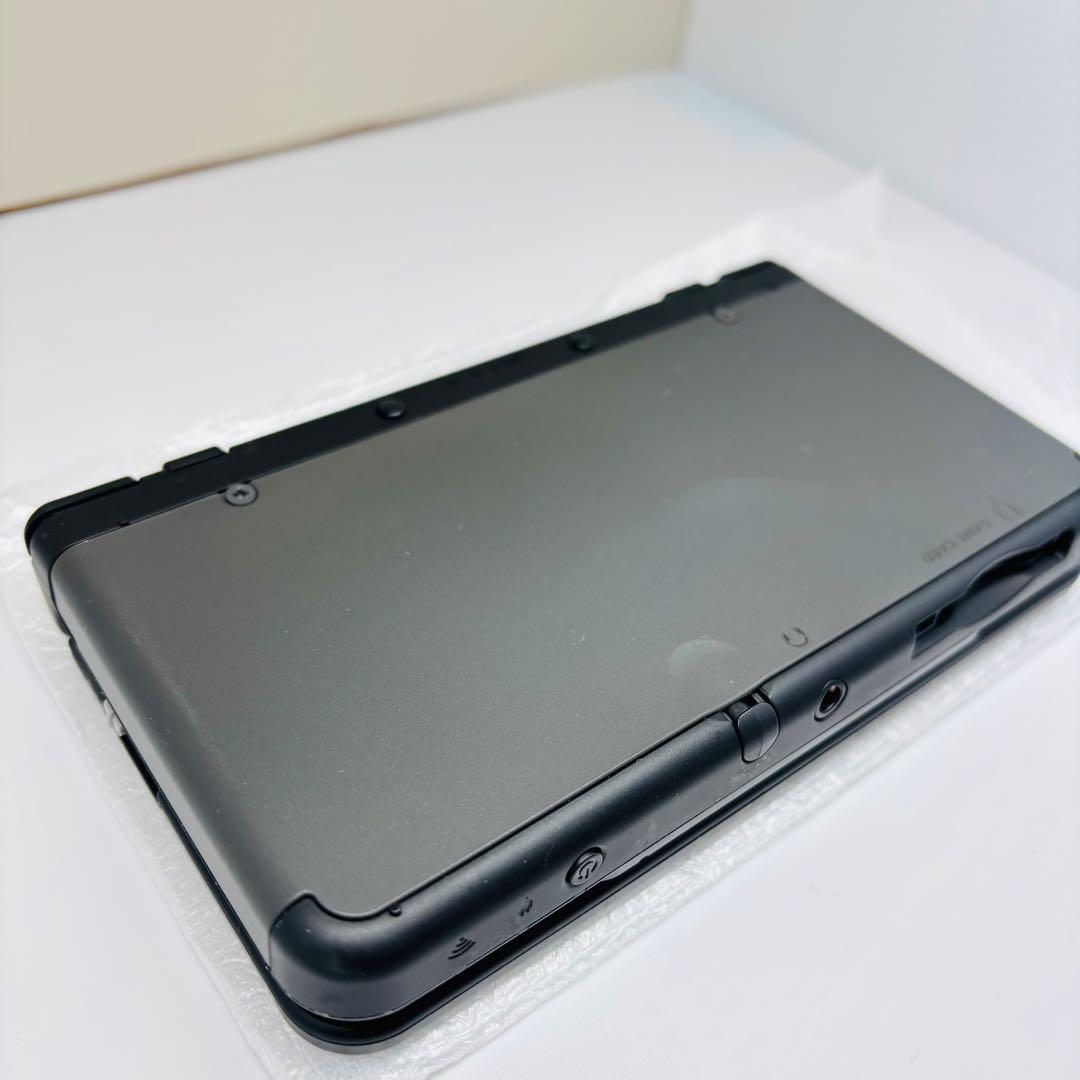 2442【極美品】New ニンテンドー 3DS きせかえプレート ブラック