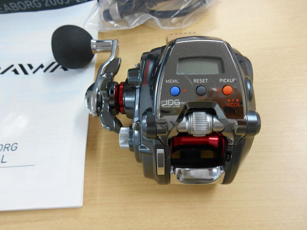 DAIWA SEABORG 200J-L 電動リール 52.5 K 130h