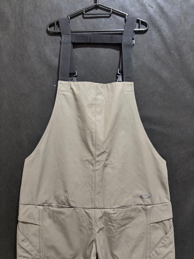 新品 OAKLEY カーキ スノーボード ビブパンツ Mサイズ オークリー 防水