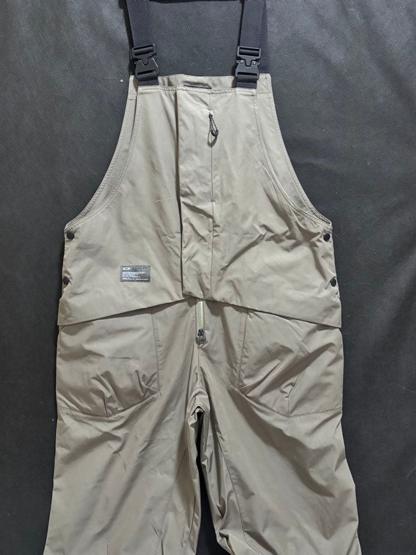 新品 OAKLEY カーキ スノーボード ビブパンツ Mサイズ オークリー 防水