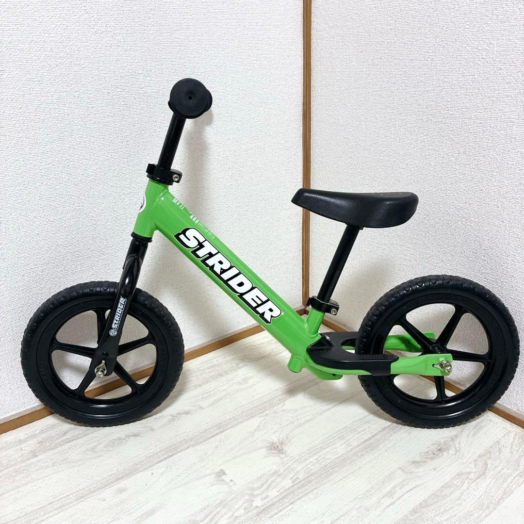 美品 STRIDER 12 グリーン ストライダー 12 ペダルなし自転車