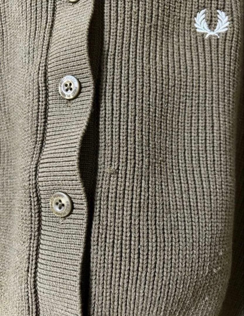 【FRED PERRY × Ray BEAMS】別注カラーカーディガン