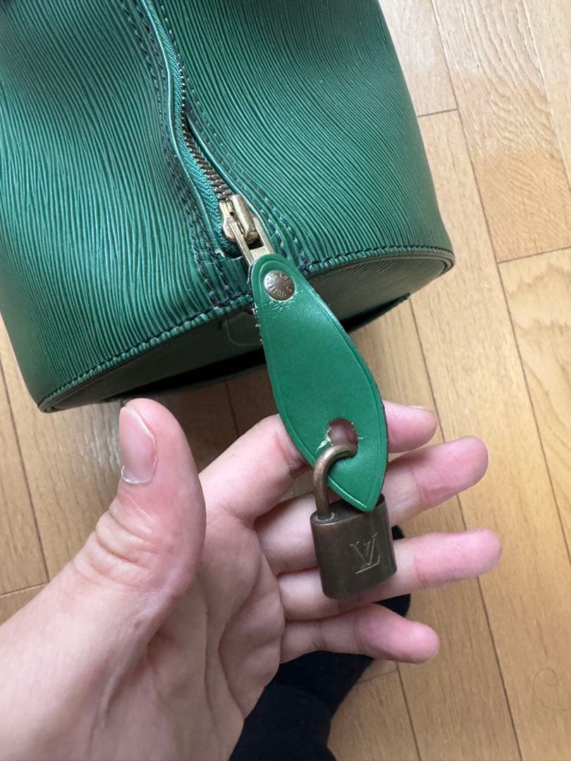 LOUIS VUITTON エピ　スピーディ　40 グリーン ボストンバッグ